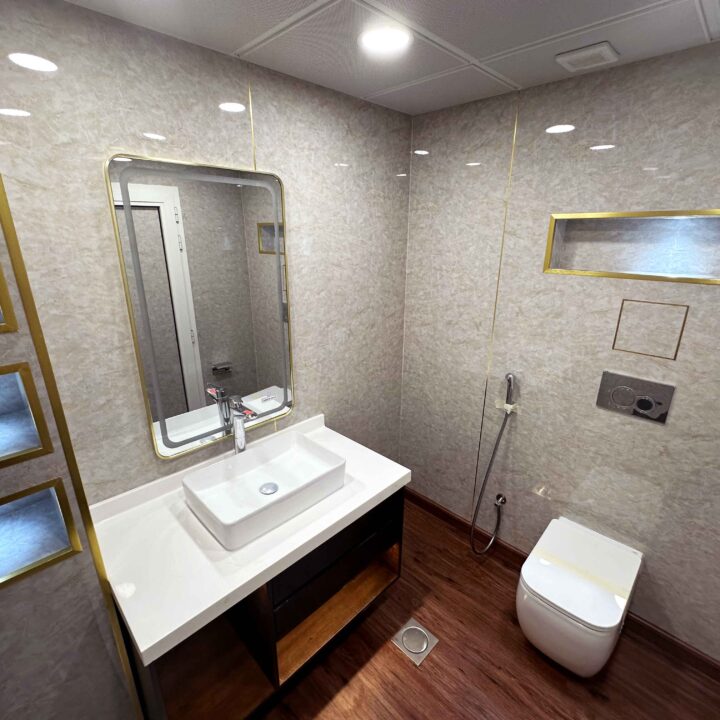 Portable Washroom Cabin | Luxury Porta Potty Dubai, Abu Dhabi