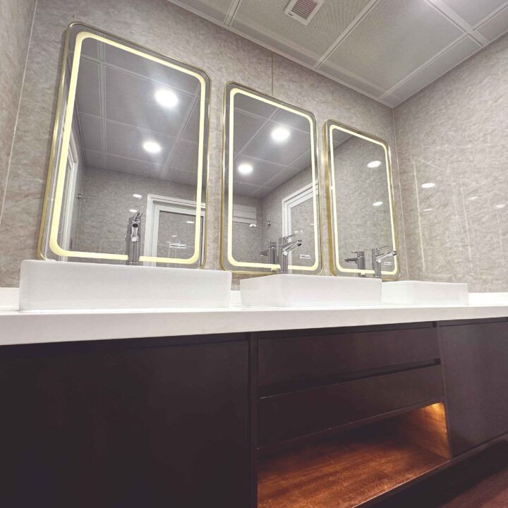 Portable Washroom Cabin | Luxury Porta Potty Dubai, Abu Dhabi